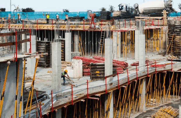 aluguel de escada construção