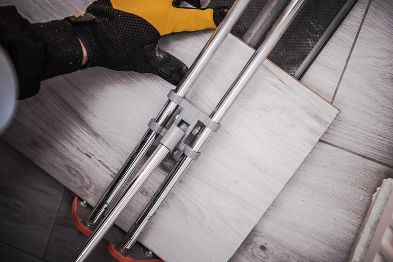 Como tirar risco de porcelanato? Conheça os métodos aqui!