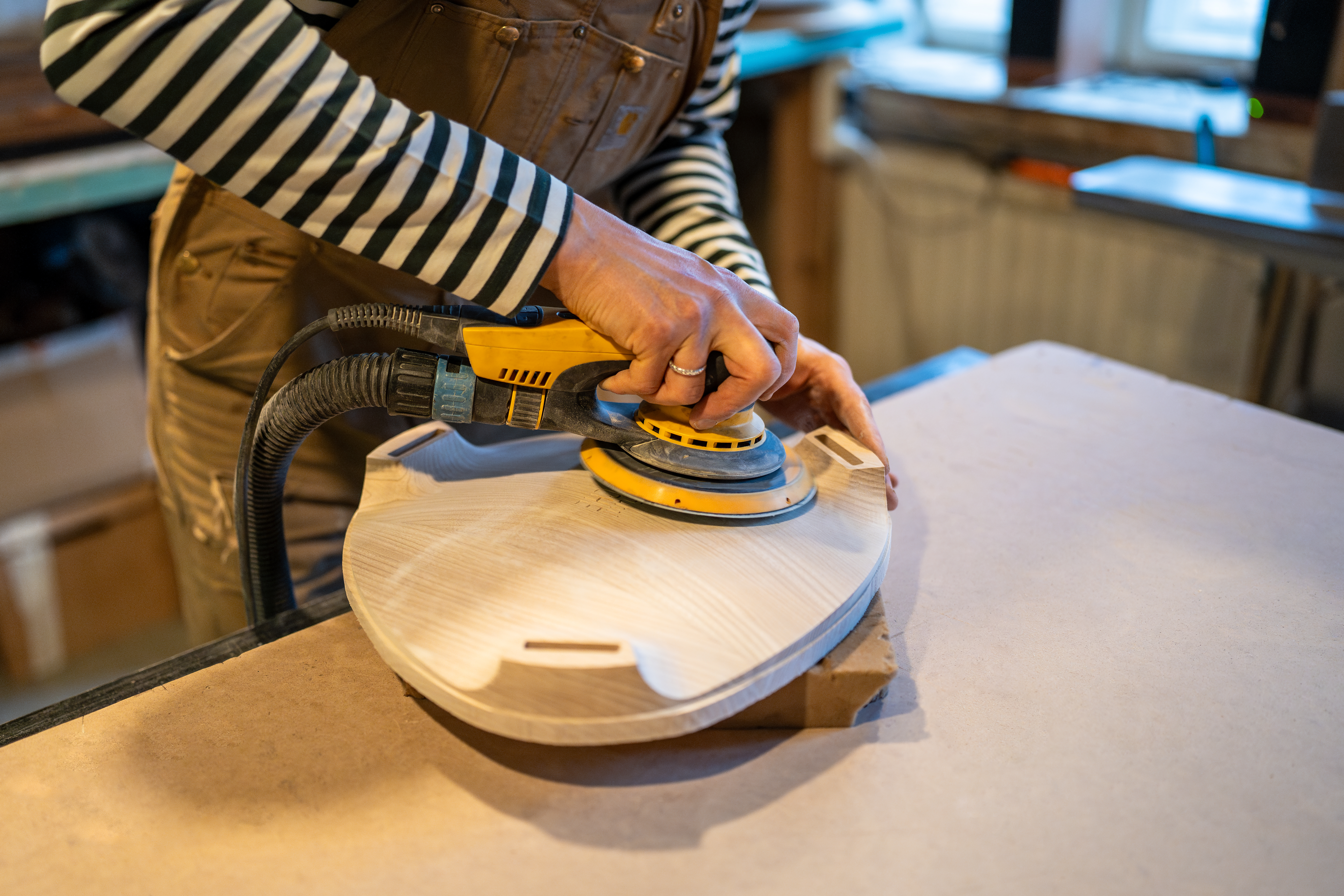 Lixadeira Angular: tipos, usos e como escolher a ideal para sua obra